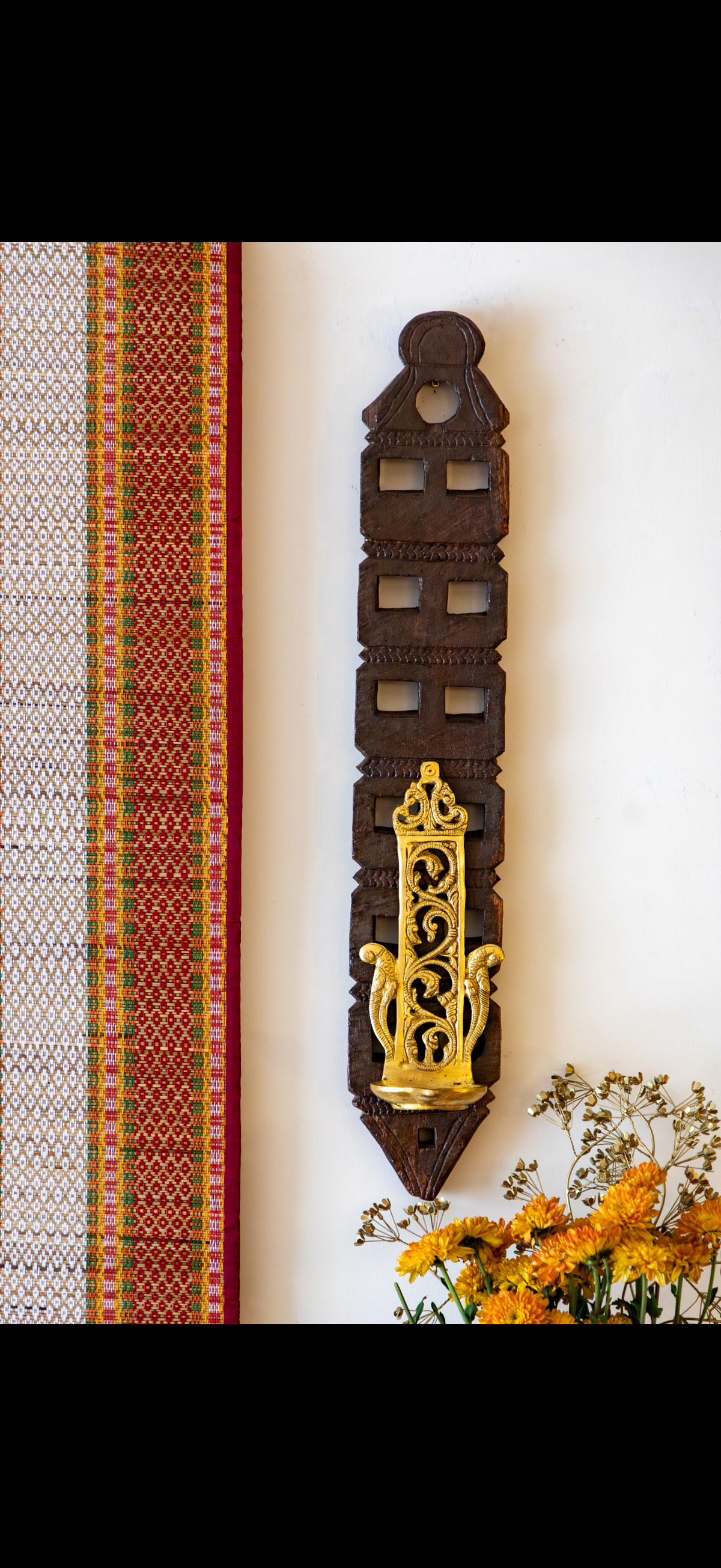 Refurbished - Chettinad Wooden Panel