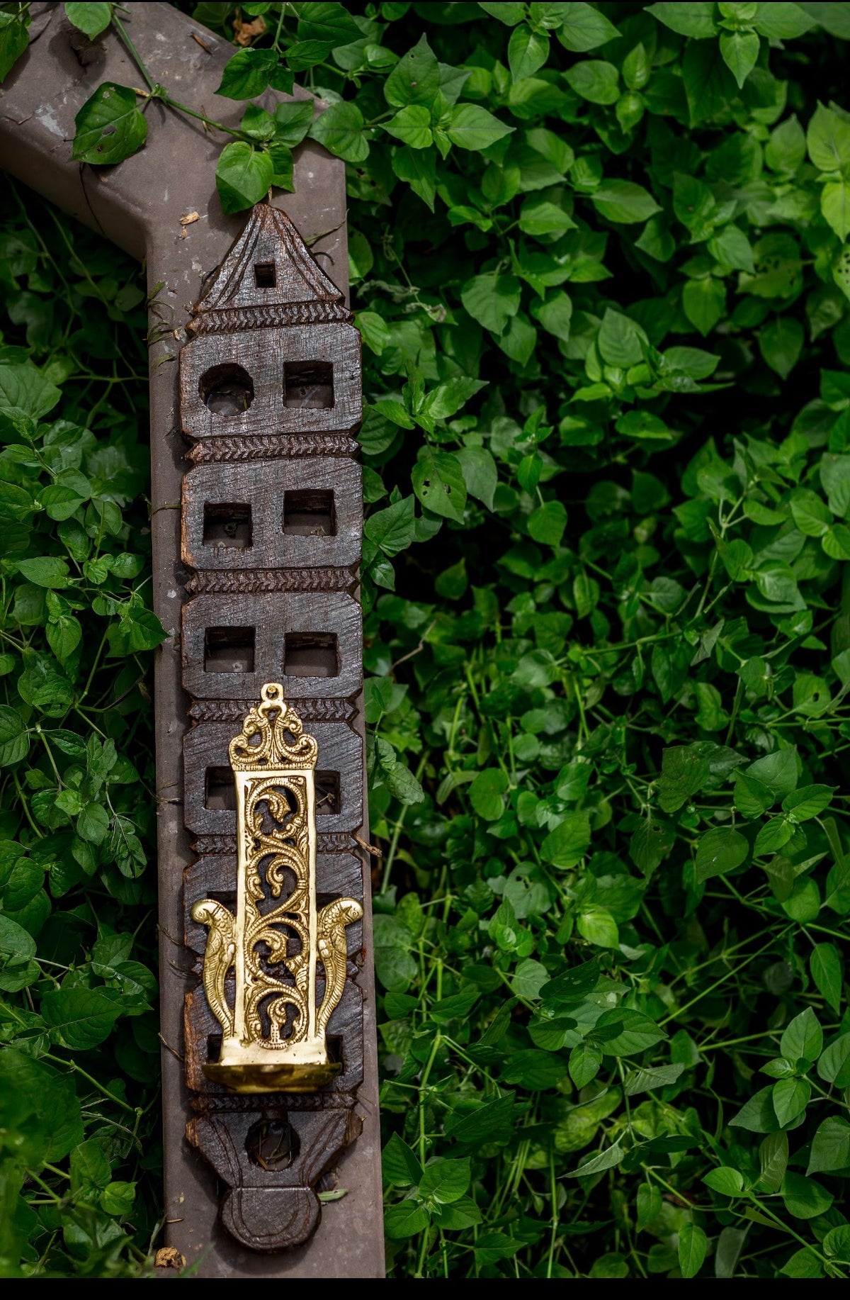 Refurbished - Chettinad Wooden Panel