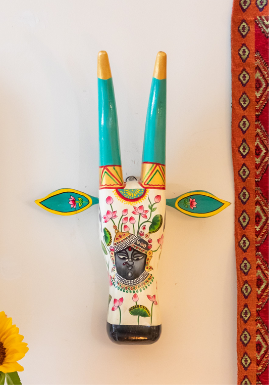 Hand Painted Cow Head - 18" White