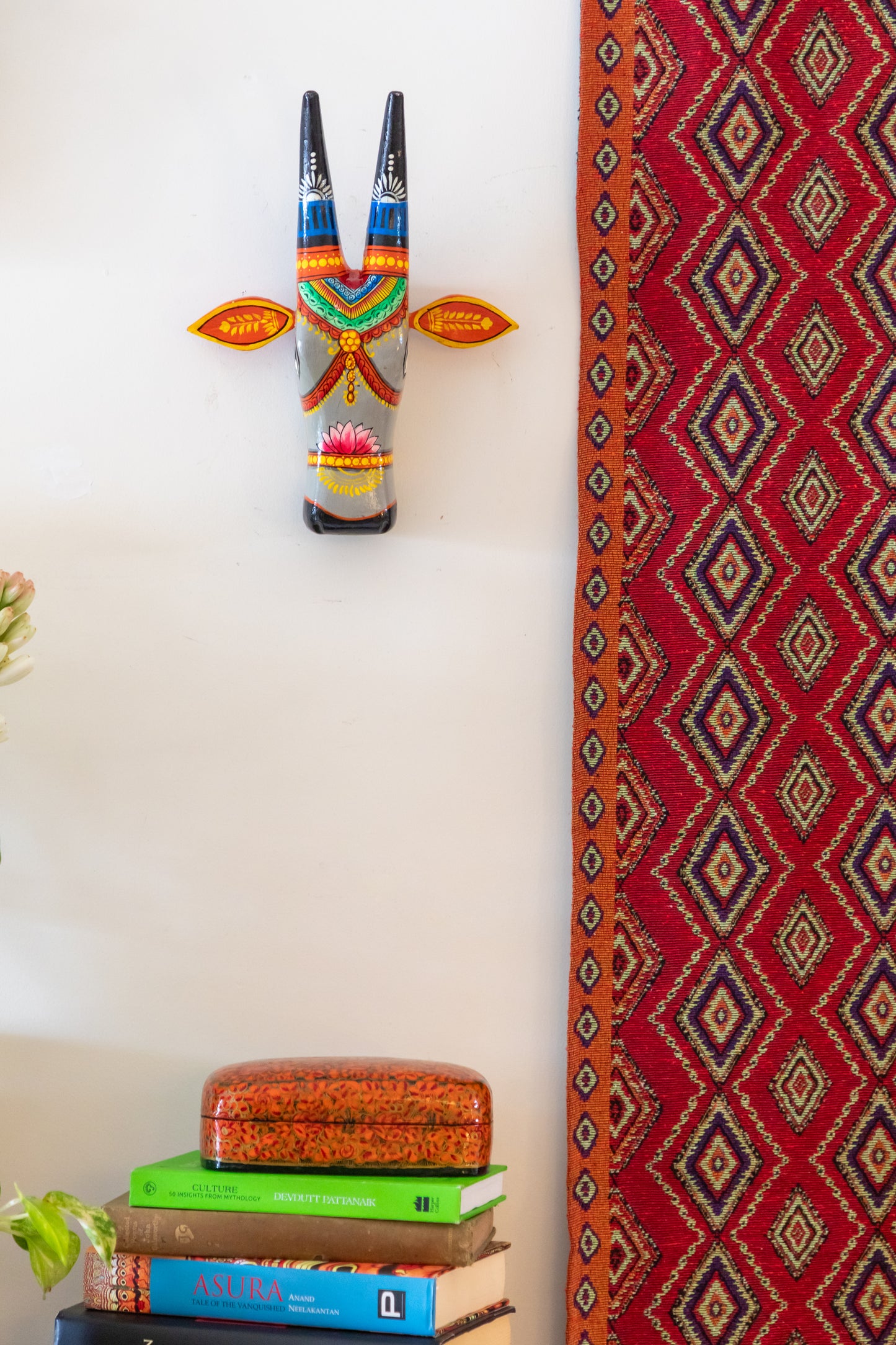 Hand Painted Cow Head - 11" Grey